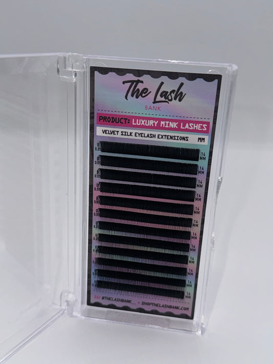 0.05 VELVET SILK Single Length Volume Lash Extensions