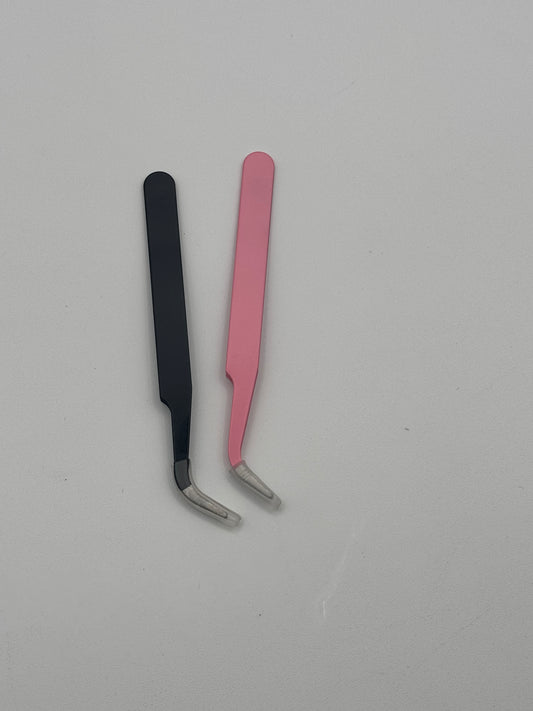 Tweezers